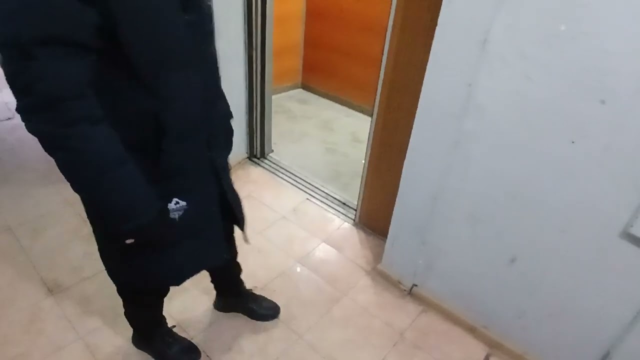 Лифты КМЗ залипайки.Bd.Moscova 11,scara 4.