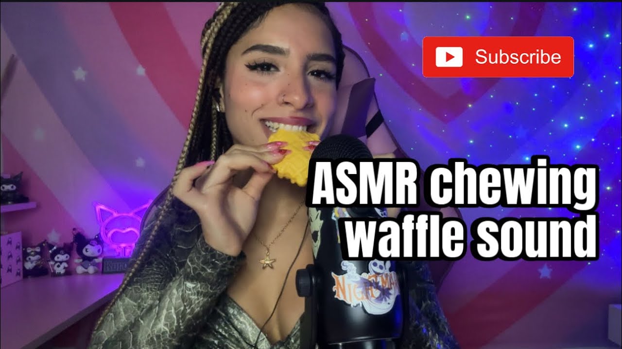 ASMR | Chewing Waffle ( eating sounds) 😴💤