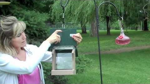 Birds Choice Recycled Hopper Feeder - For the Wild Birds