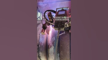 Automatic welding of gas pipeline.