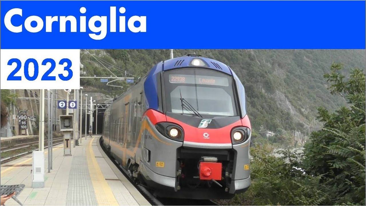 Treni alla Stazione di Corniglia - Trenitalia, MEDWAY, MRCE & Ocean Gate