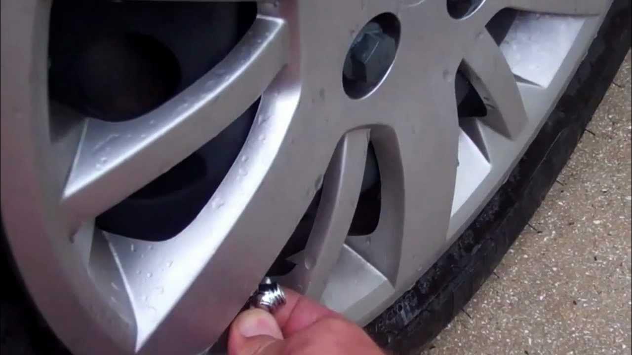 Tire pressure monitoring system (TPMS) Chevy Cobalt - YouTube
