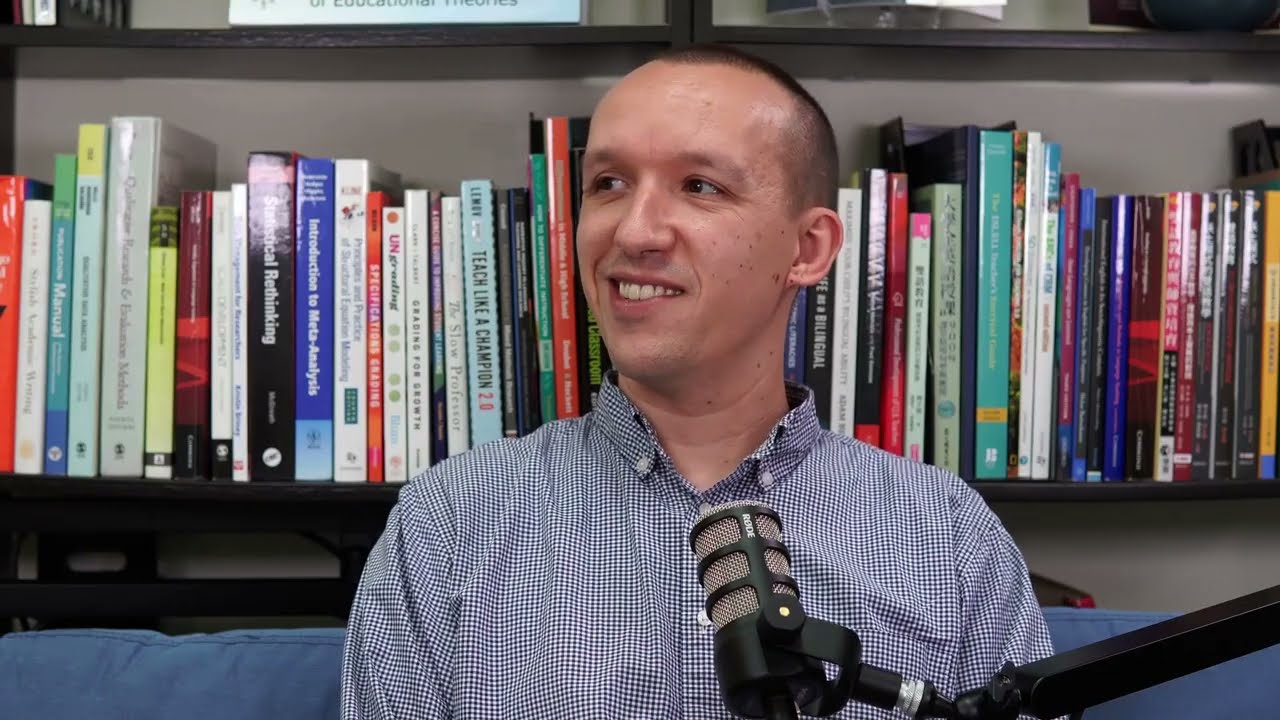 114-1 Ep. 4 雙語老師該用晶晶體嗎？Should Bilingual Teachers Use Mix Chinese & English in a Sentence? 縮圖