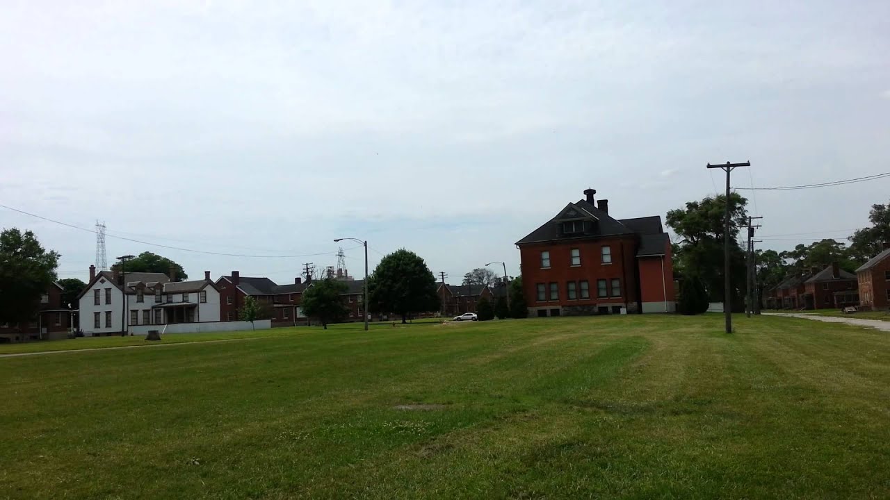 camera iphone 8 plus apk Historic Fort Wayne in Detroit, Michigan houses