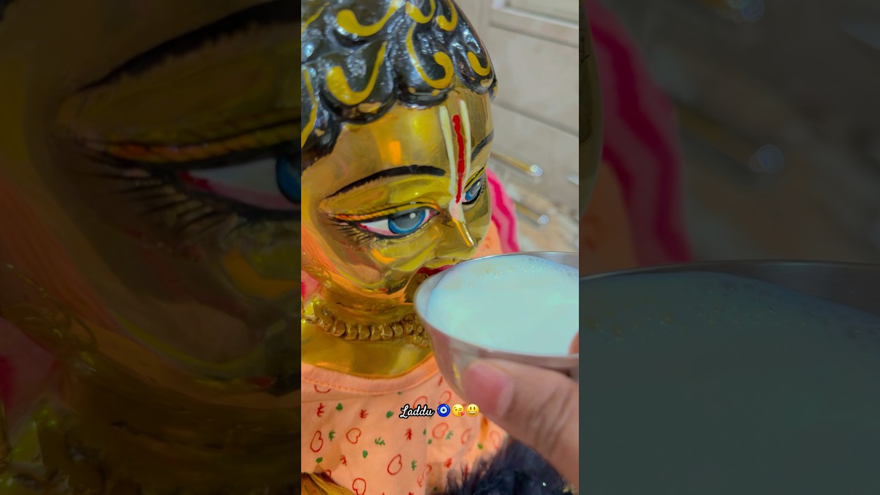 Laddu ko milky pina he ❤️