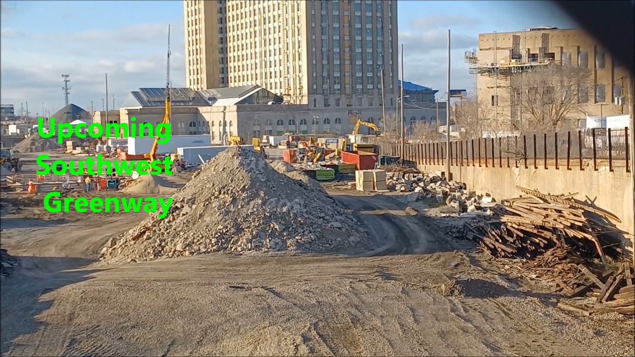 Detroit"s Holiday Updates: Abandoned Train Station Rehab, Godfrey Hotel Construction Site, 12-22-21.