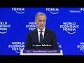 Mark Carney v Davosu cituje Havla: Státy se musejí postavit velmocím!