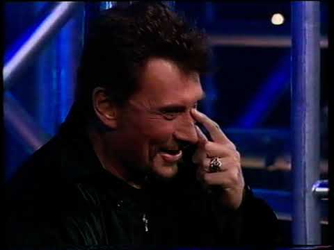 Muriel robin Sketch à coté de Johnny "Que je t'aime"