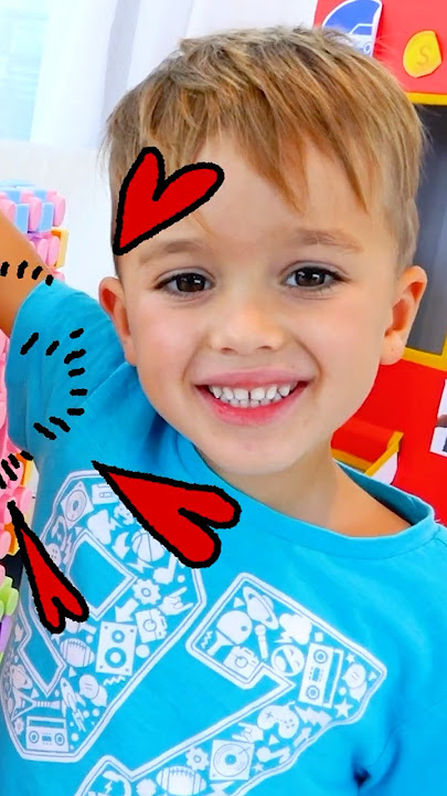 مباني مضحكة من تصميم فلاد ونيكي