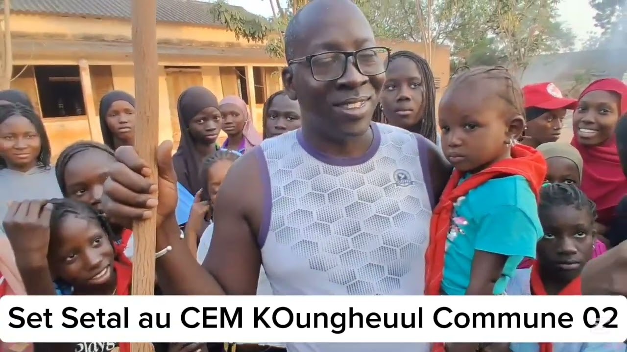 La jeunesse de Koungheul organise une Journée de Set Setal au CEM Koungheul Commune 02 ce 10/01/26