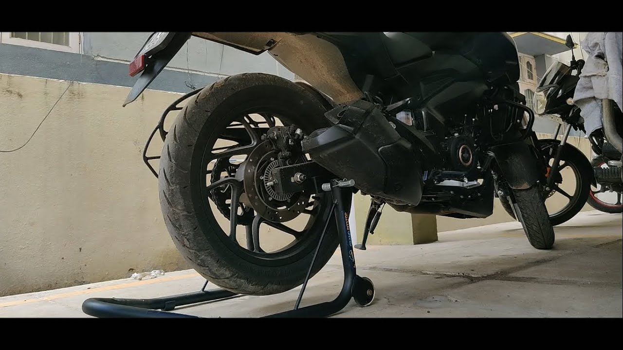 paddock stand for dominar