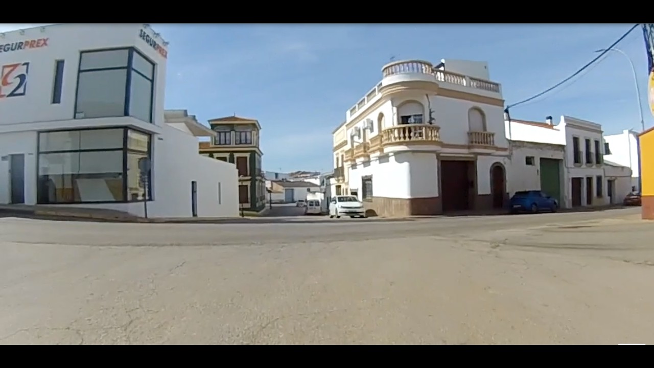 A pie de Pueblo, con el Popurrí Extremeño...