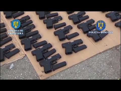 Arsenal descoperit la graniță! 106 arme de foc confiscate la Calafat