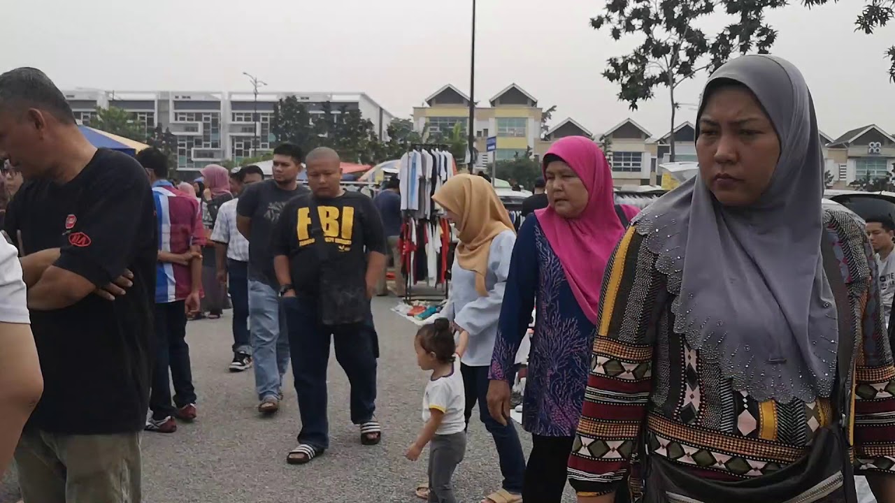 Car Boot Sale Kota Damansara yaww! - YouTube