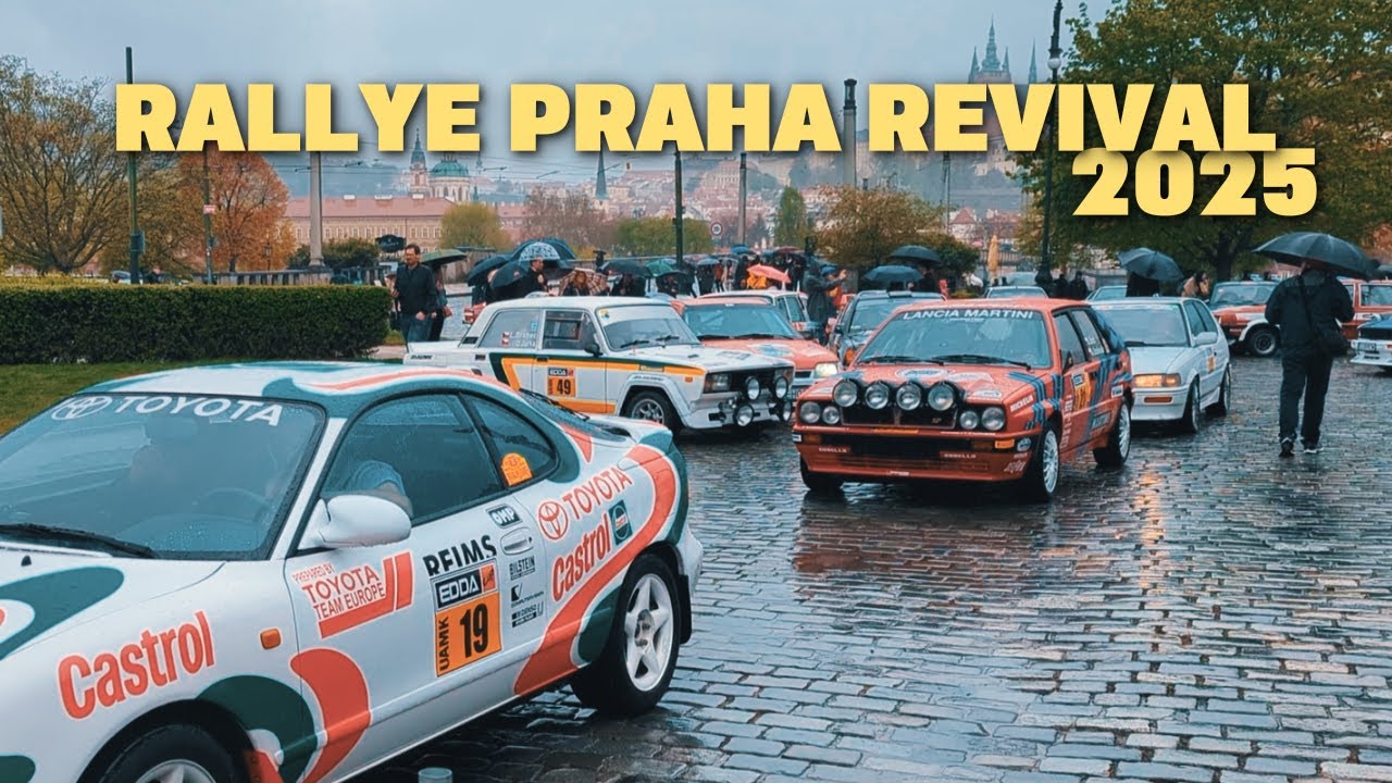 RALLYE PRAHA REVIVAL 2025: Přehlídka aut a zahájení v dešti. Stálo to za to?