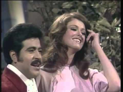 Por Un Amor - Felipe Arriaga & Lucia Mendez (1978) - YouTube