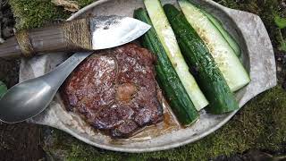 Vaření v přírodě, hovězí steak a zelenina