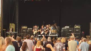 Winger - "guitar solo - Beach/Roth/Taylor" (live)