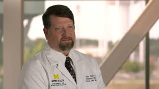 What causes pneumonia?