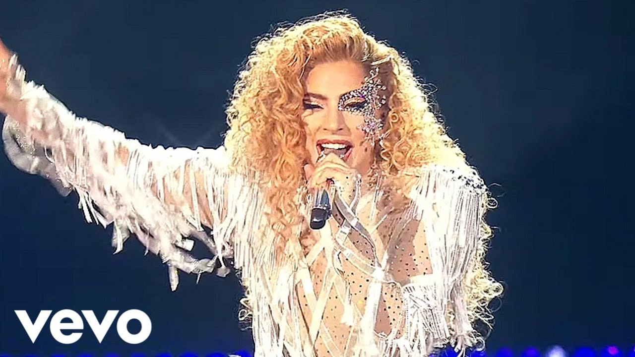 Lady Gaga - The Cure (Live from the Joanne World Tour/AMAS 2017