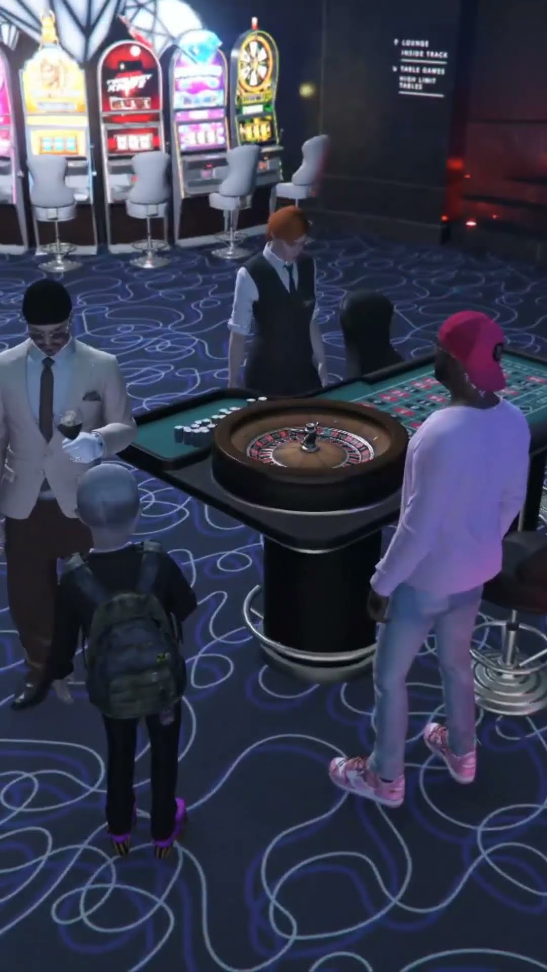 NOS HACEMOS PASAR por TRABAJADORES del CASINO ?