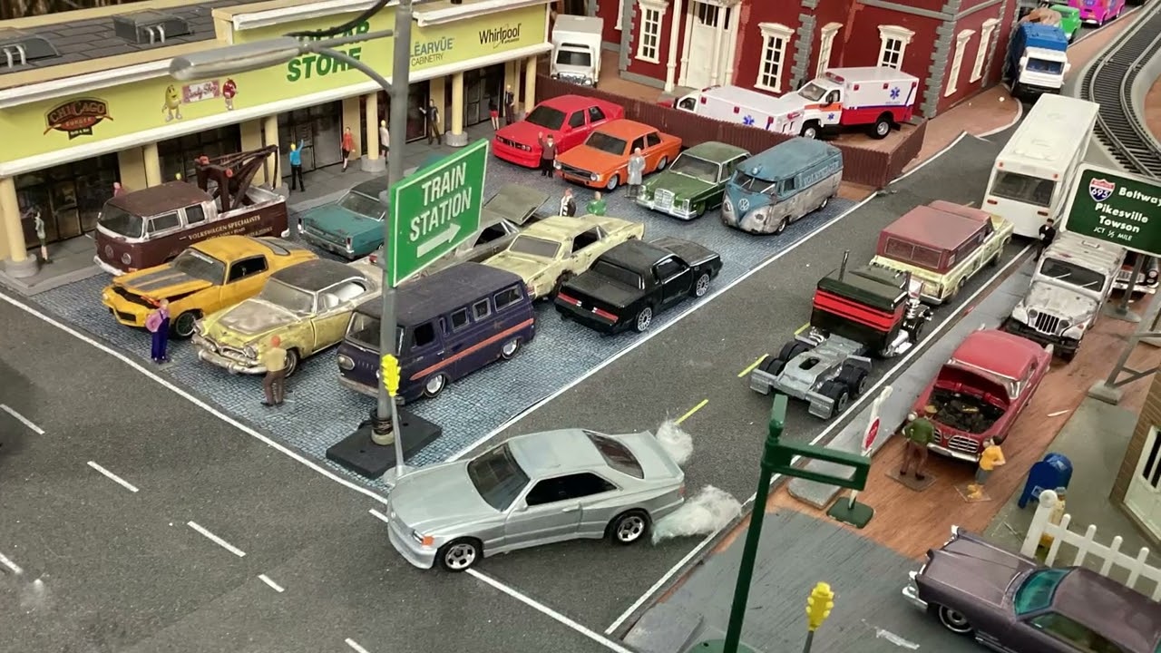 1/64 SCALE  DIORAMA/MR&MRS CRENTSIL DROPS  PRINCESS OFF AT GRANDMA'S HOUSE FOR A DATE NIGHT