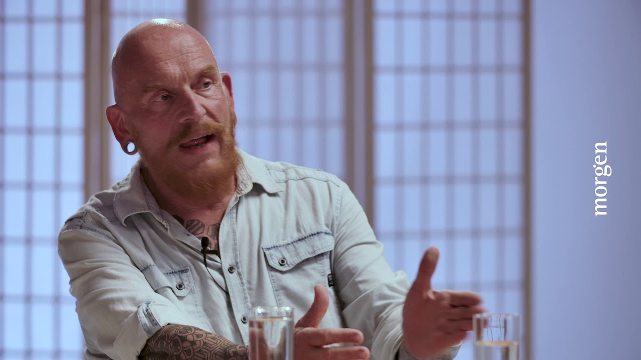 "Keiner liest und alle schreiben"