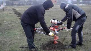 Бензобур Hitachi DA 300 E