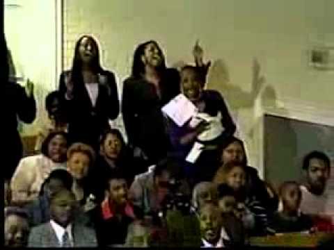 Pr. E Dewey Smith Jr Sings - YouTube