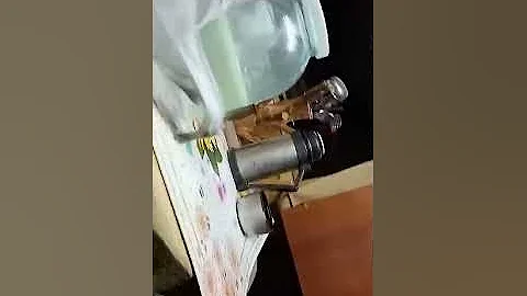 Почистил дымоход газовым балончиком, кинув его в топку. Хороший видеообзорщик и видео интересное!