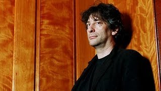 Neil Gaiman author of Stardust and The Sandman comics takes over the Guardian books site
