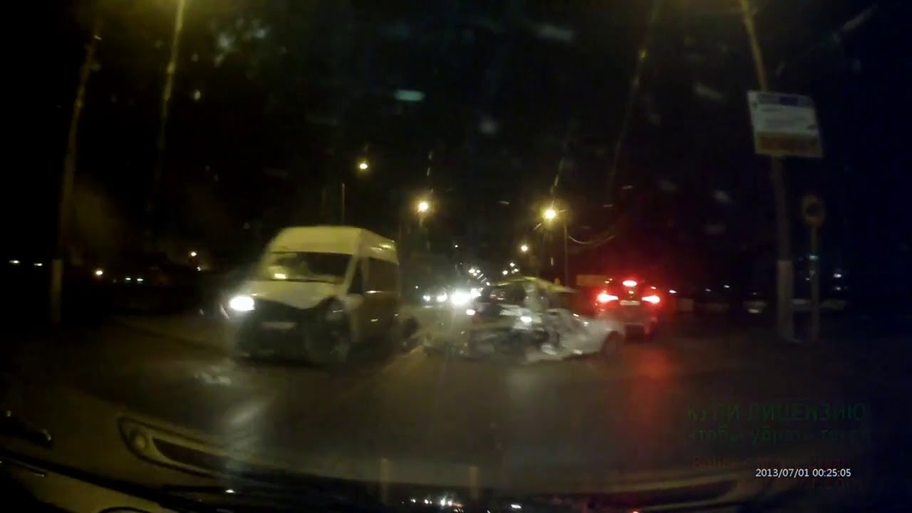Тойота на московском шоссе