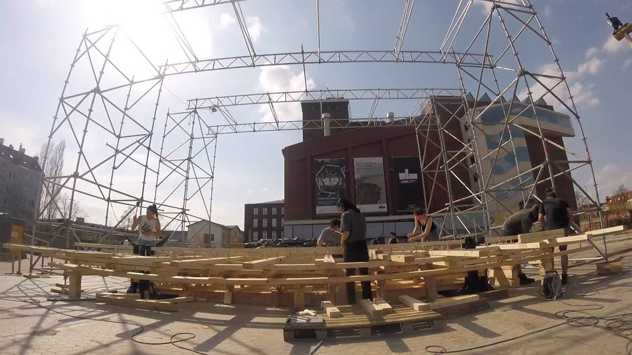 Infozentrale Auf Dem Vollgut