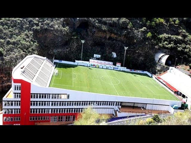 Mais ricos que jogadores, xeques curtem Copa do Mundo em lugares vazios nos  estádios - Futebol - R7 Copa do Mundo