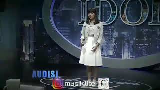 Ghea indrawari  ini mampu meluluhkan hati juri dengan suara emas nya