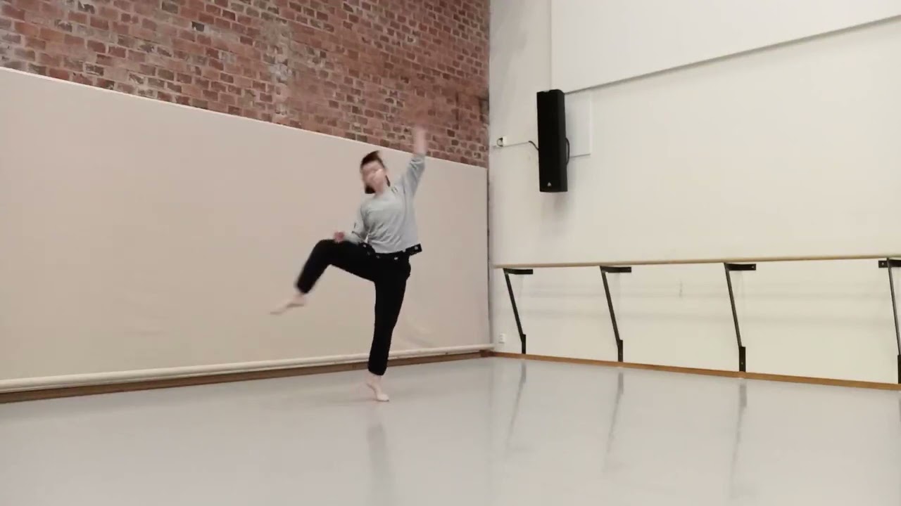 Natalia Drozd, improvised dancing