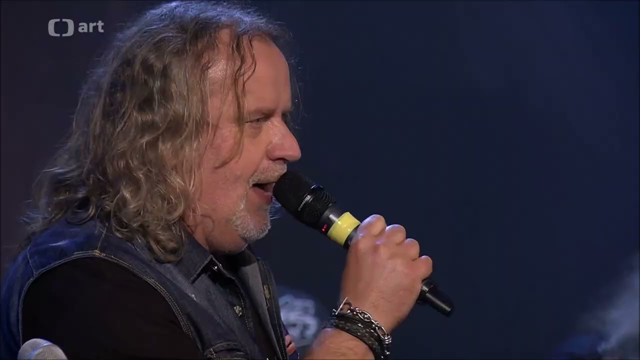 TAXMENI 2022 Semafor srdce v ruce mám