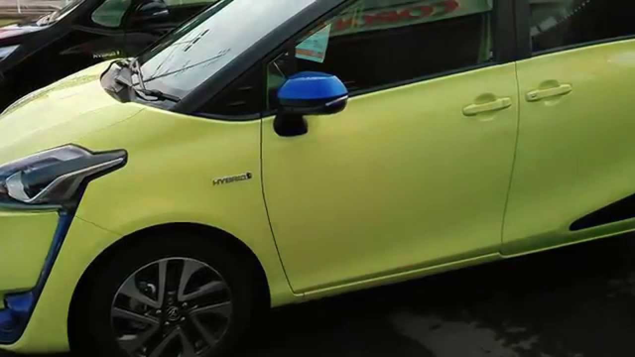 Toyota sienta hybrid g