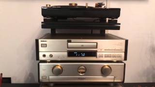Sony CDP-X779ES playing Moby