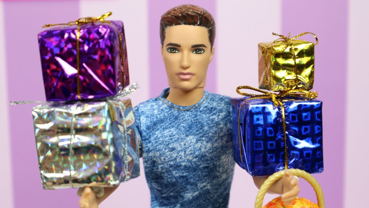 Barbie Ve Ailesi Bölüm 238 | Evde Sürpriz Kutlama | Çizgi Film tadında evcilik oyunları