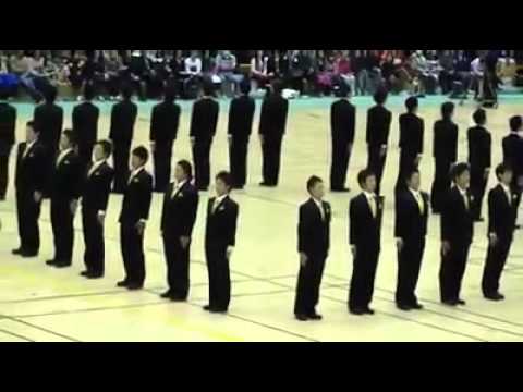 Amazing Japanese Precision Unbelievable Walk