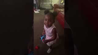 Cutest Baby Ever Sings ABCs