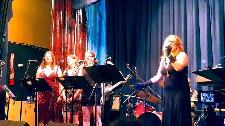 Barbara Burns singing "Ain't No Way" by Aretha Fra...