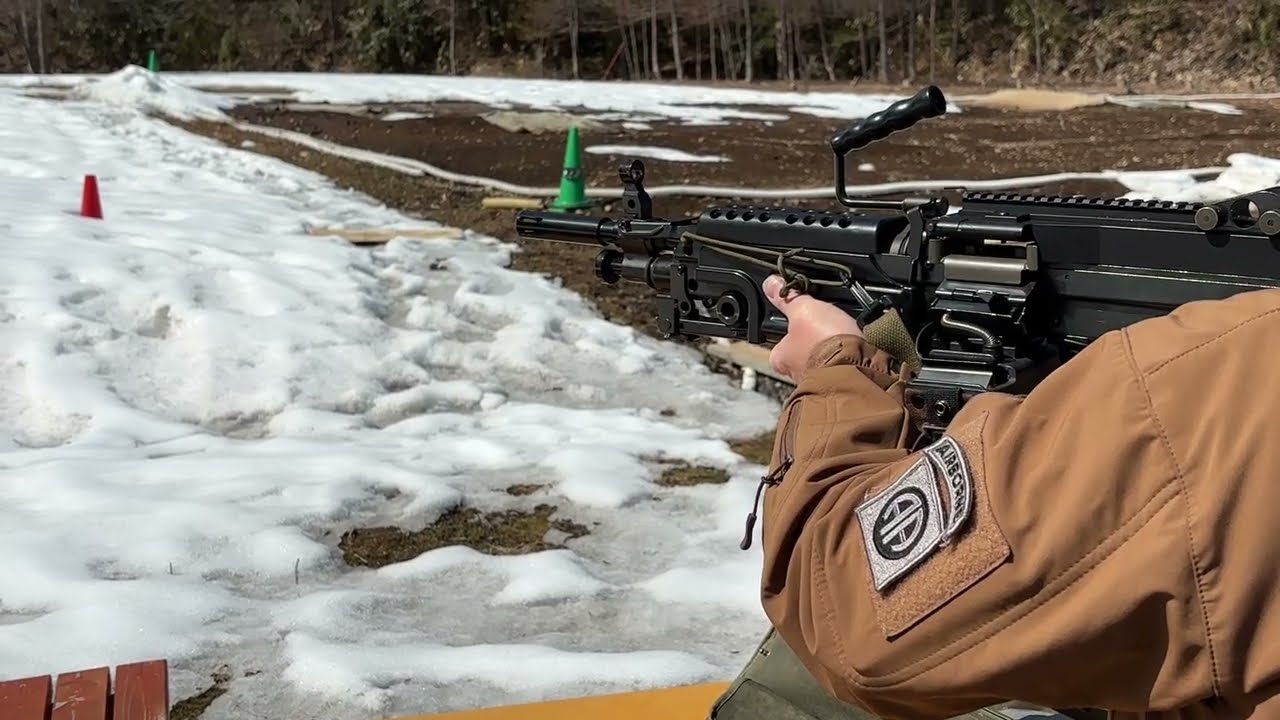 電動ガン TOP M249 MINIMI - YouTube