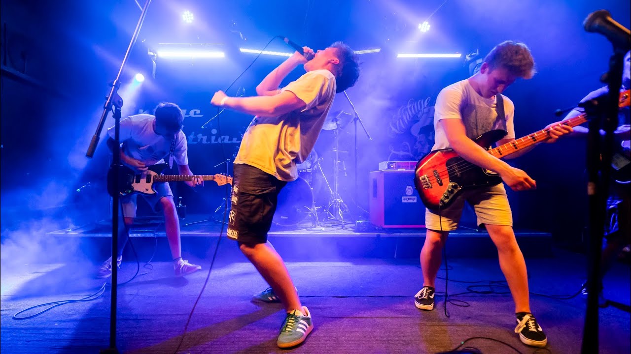 Superval: Meantime (Vintage Industrial Bar, 14.6.2025.)