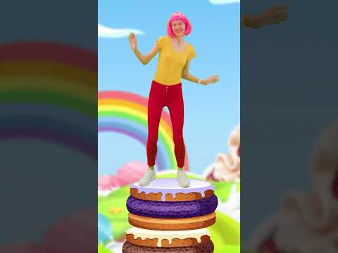 Jumping Pies: Count and Play with Maya, Mary, and Mia! #shorts