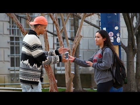 awkward-pickup-lines-on-college-girls