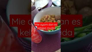 Download Lagu MUKBANG MIE AYAM AND ES KELAPA MUDA, YUMMY YUMMY 😋 😍 MP3