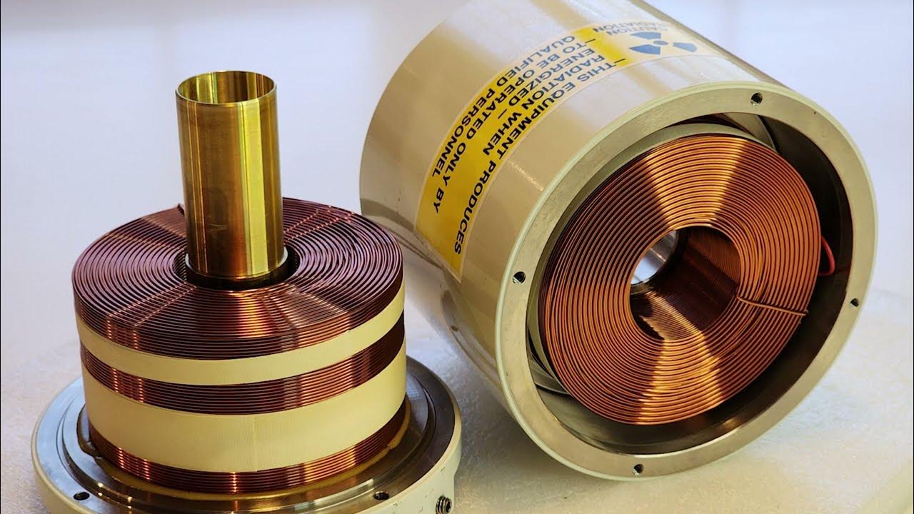 What's inside a scanning electron microscope? YouTube