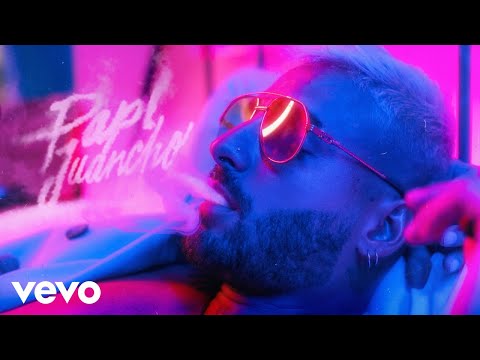 Wideo: Maluma Z Butami Na Obcasie